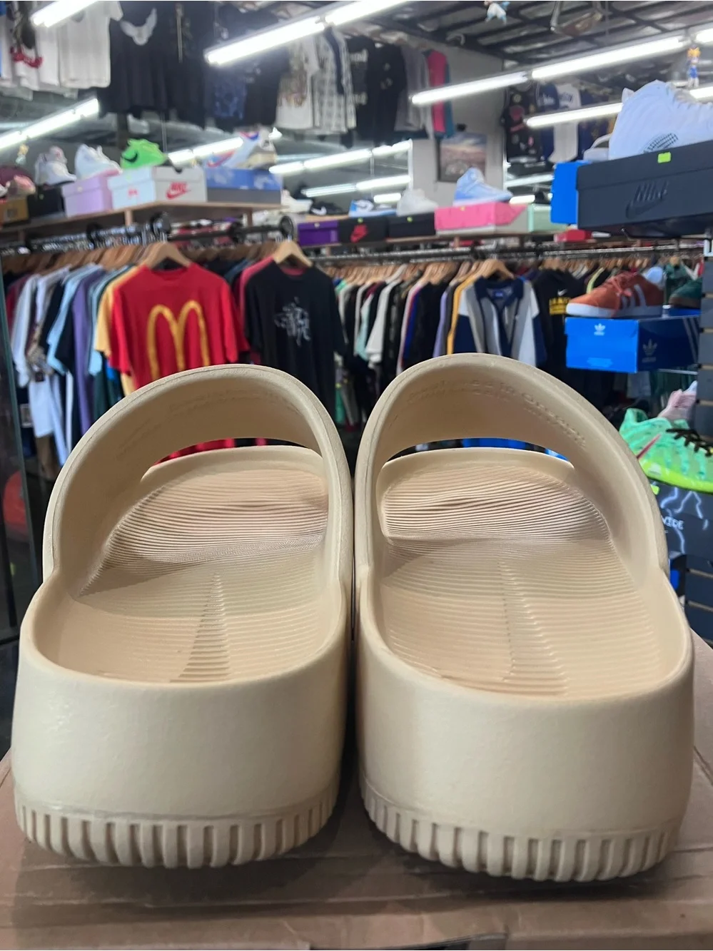 Nike Calm Slide Sesame Size 11